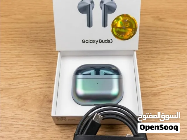للبيع سماعة سامسونج مستخدمة نظيف استخدام مرتين فقط سماعة نظيف جدا جدا