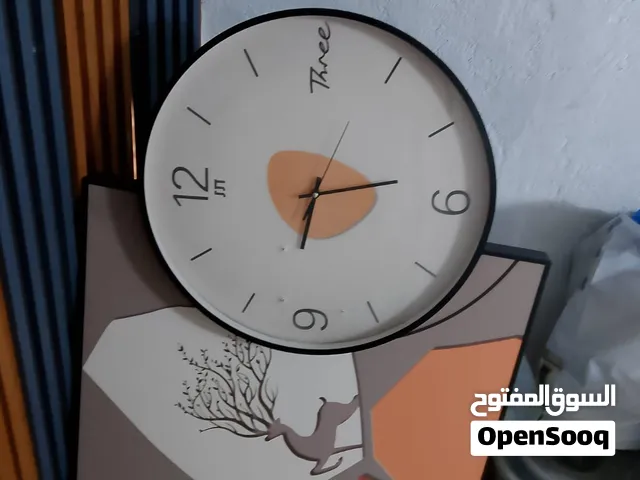 ساعة كلش حلوة للببع