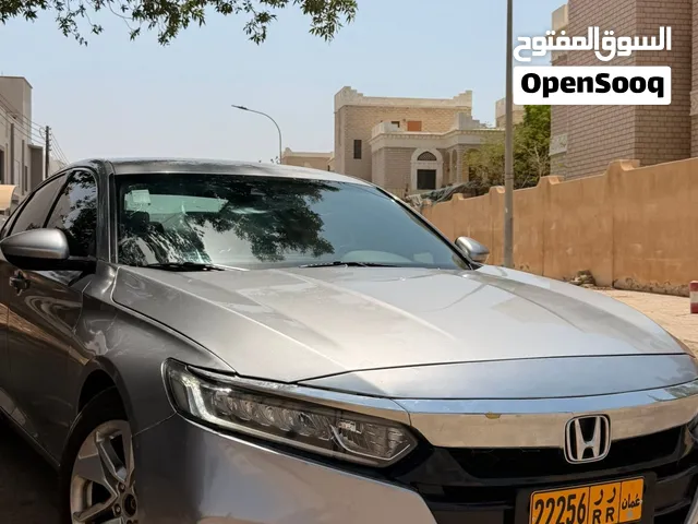 هوندا أكورد 2018 Sport صالون سيدان مرخصة بحالة ممتازة