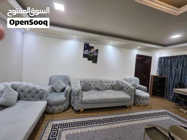 طقم كنب مريح وقابل لازالة القماش وغسله