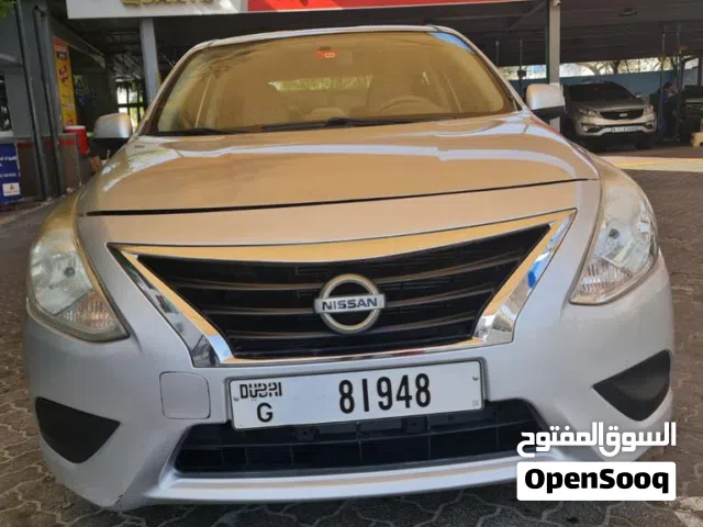 Sedan Nissan in Dubai