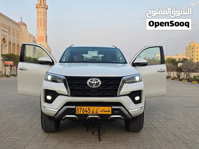Used Toyota Fortuner in Al Batinah