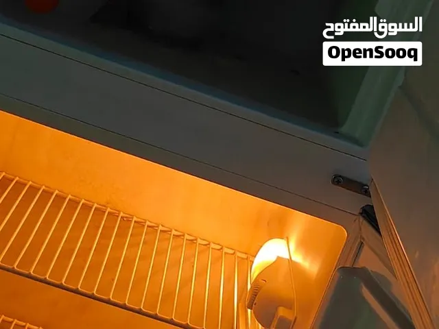 ثلاجة فيستا
