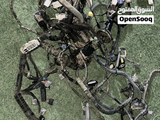 ياريس سيدان جير عادي 2007 للبيع قطع غيار