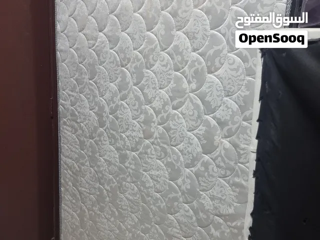 فرشة سرير طبقتين جديدة غير مستعملة