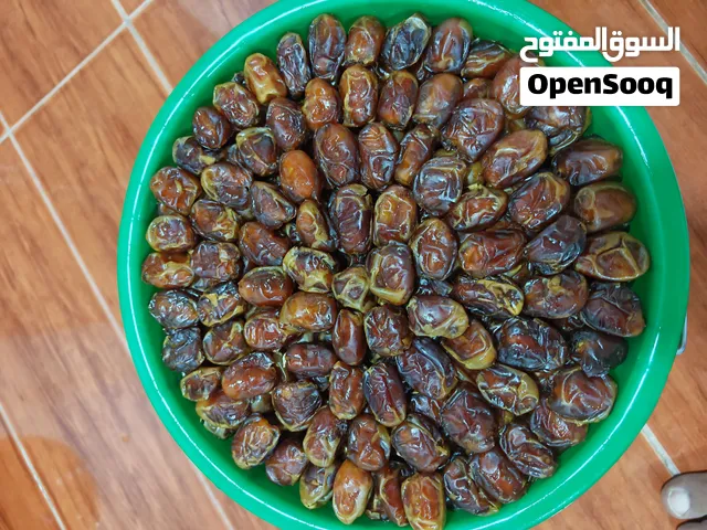 تمور خلاص الظاهرة للبيع