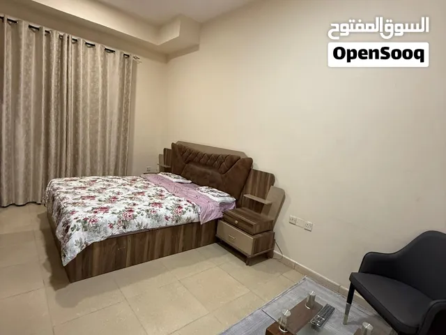 استديو  للايجار المفروش #عجمان بالروضه امتداد شارع الشيخ عمار  مفروش فرش راقى واثاث مود