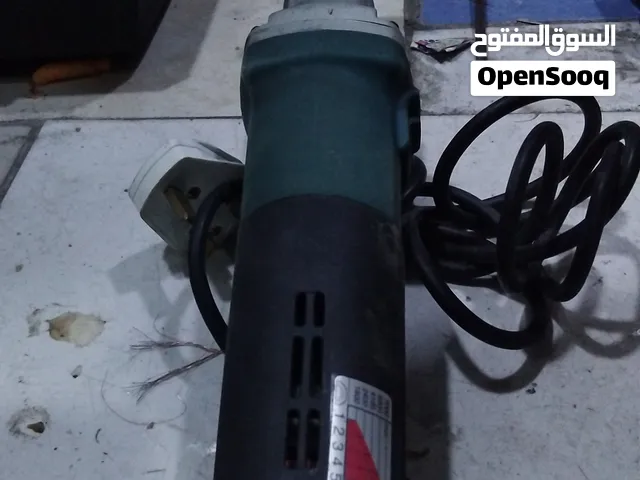 دريل مكيتا للنحات و الحفر ينفع للاعمال اليدويه جيد للنحات و التنظيف