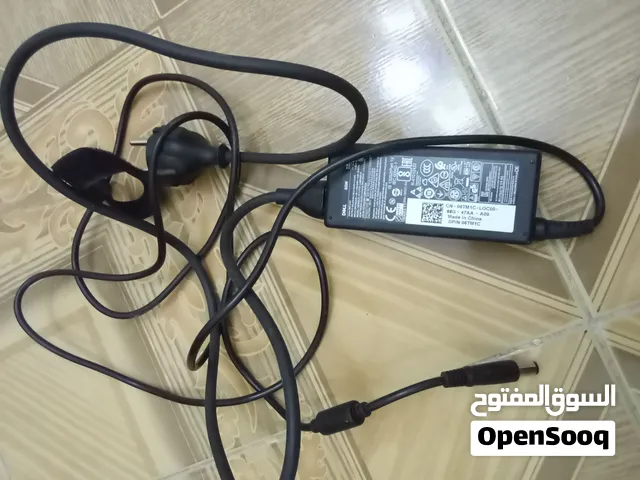 شاحن لابتوب ديل اصلي معه حمالتين شاشة و قفل