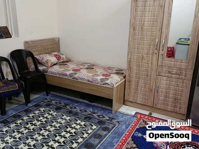 سكن مشترك مفروش -فردين-متاح سرير خالى جديد و الدولاب أيضا جديد