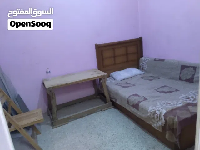 غرفه داخل شقه مفروشه للايجار بالشوربجي بالقرب من جامعه القاهرة