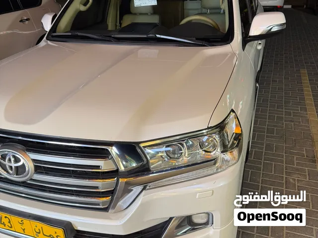 Used Toyota Land Cruiser in Al Batinah