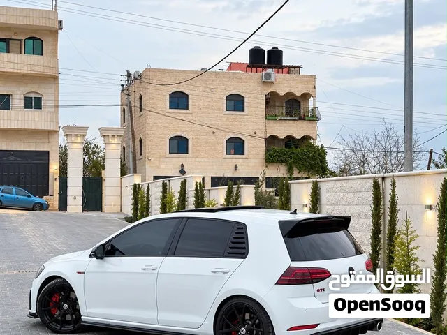 جولفGTI MK7.5 السياره الاكتر طلباً معشوقة الجماهير السياره فل الفل داون باي اصلي صوت مناسب ومسموح