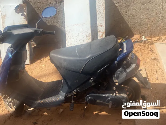 للبيع منعرفش شن اسمه ولا عندي عليهم فكره