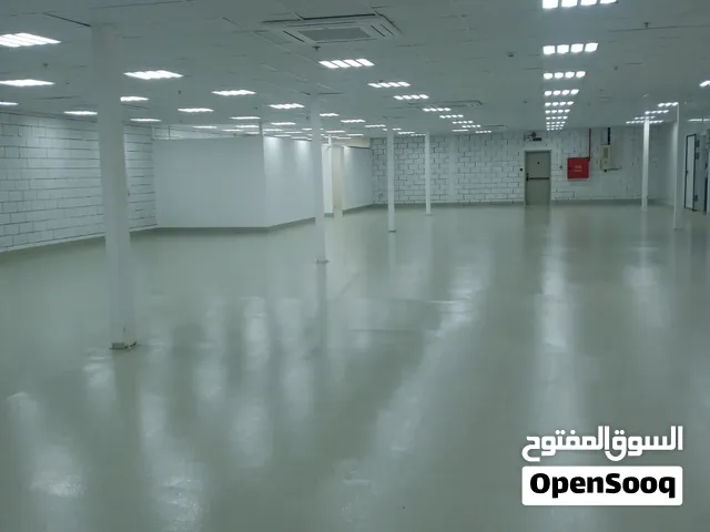 معلم دهانات وديكورات في جدة ومكة - دهانات جوتن و الجزيرة - داخلي وخارجي وإيبوكسي وبروفاي