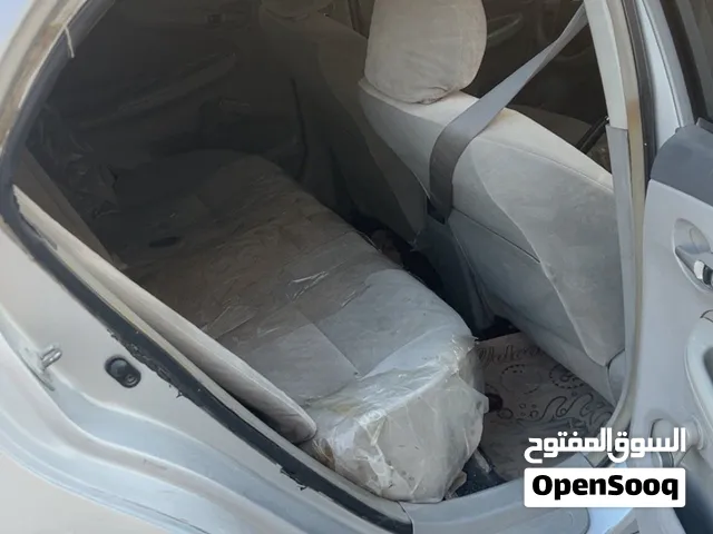 تويوتا كورولا GLI 2008 سيدان فضية يابانية