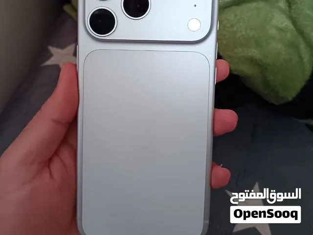 Iphone 17 pro max- 256 GB - Silver   - ايفون 17 برو ماكس - اللون الفضي - مساحة 256 جيجا