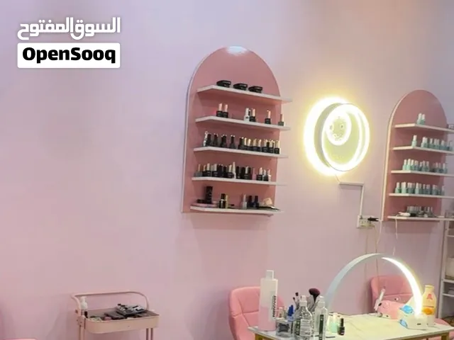 رفوف صالون جدارية