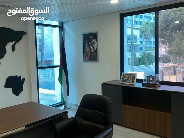 مجمع تجاري للإيجار يشكل كامل في قلب العاصمة عمان - شارع طلحة بن عبيد الله - بجانب البوليفارد 42073
