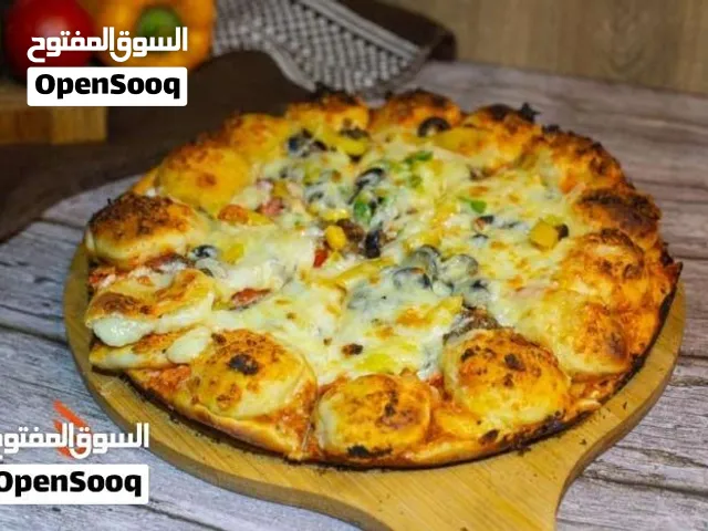 السلام عليكم ورحمه الله وبركاته اسطى وشيف بيتزا ومعجنات بجميع انواعها واشكالها