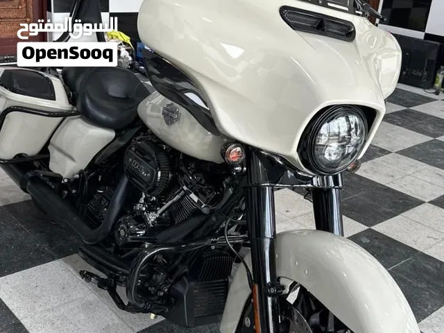 Streetglide 2022