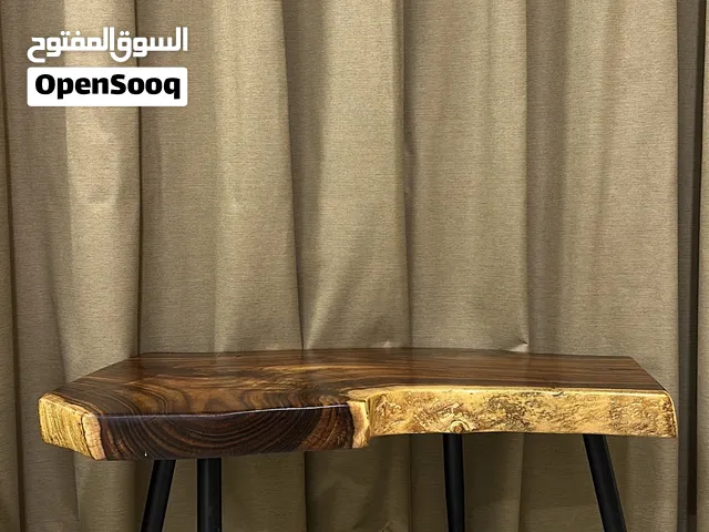 طاولات من خشب الاكاسيا