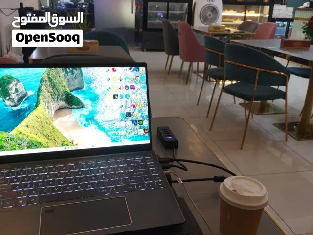 لابتوب محمول نظيف للبيع مواصفات متوسطة والعاب وكرت شاشة 8 جيجا