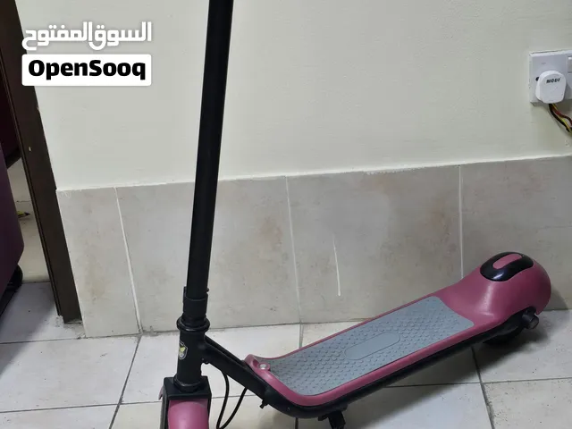 Electric Scooter with Bluetooth Speaker - Excellent Condition!