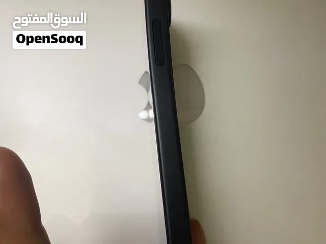 ايفون 15 مستعمل 128 جيجابايت ممتازة بطاريه 100 تلفون فيو طجه الكميرات خلفيه مش شغاله