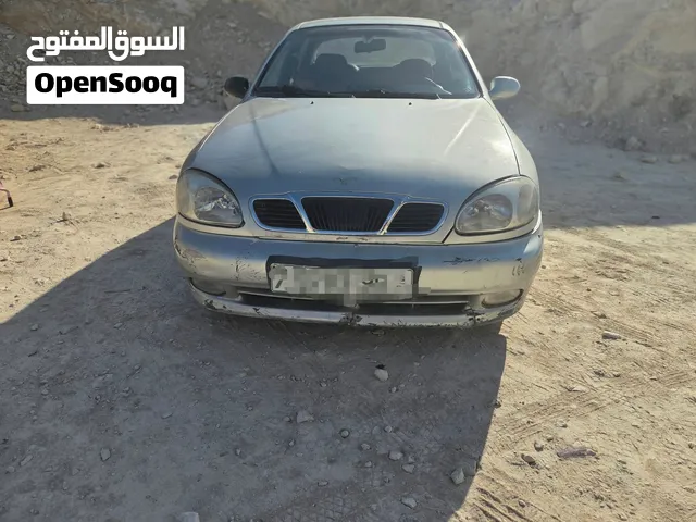 دايو لانوس 2002