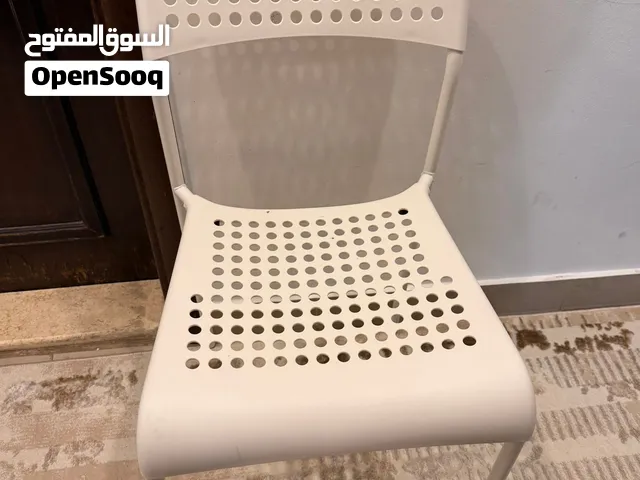 كرسي ايكيا شبه جديد