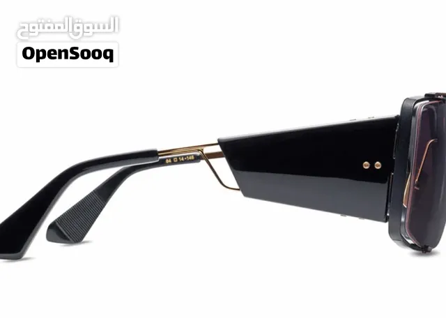 ديتا. لكلا الجنسين unisex DITA sunglassاستعمال خفيف مع كامل اغراضها A bit used