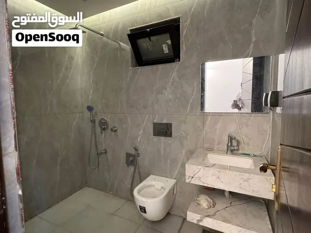 شقة مفروشة للايجار في المنصور / قرب شارع الرواد