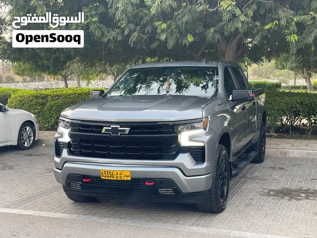 للبيع شيفروليه سلفرادوا 2023 RST