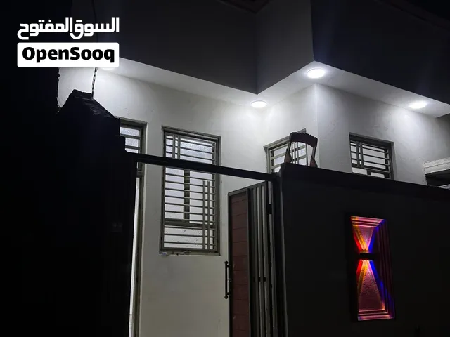 بيت جديد للبيع مساحه 100متر في الجزيرة