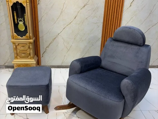 كرسي هزاز مع طابورية