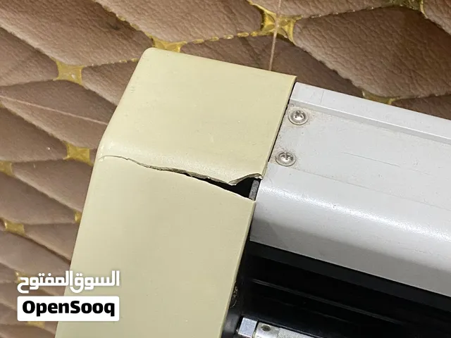 طابعه كتربلوتر استخدام شخصي استخدم بسيط جداً من اشتريتها بيها هاذ الكسر البسيط بـ الغلاف