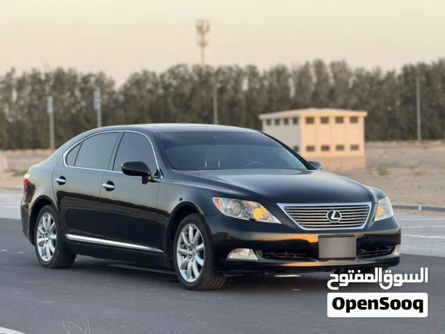 Lexus LS 460 2009, American Specs very very clean car and very good condition  / only  22000  aed