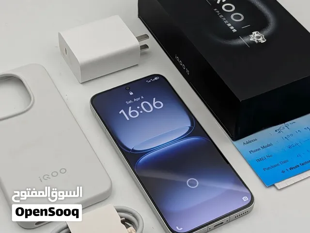هاتف iQOO 15 هاتف ممتازة بحاله ممتازة لمحبي الالعاب