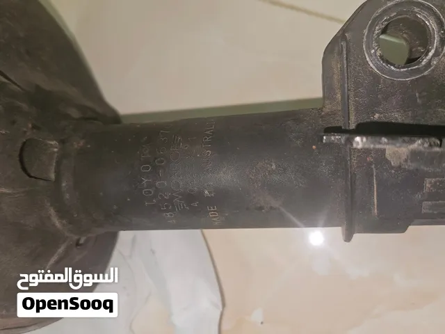 للبيع جانبينات مع السبرنجات وكراسي الجانبين هاف كت وكاله للكامري من 1997 الى 2006
