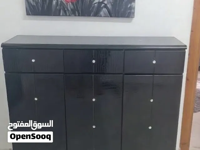 خزانة احذيه لون اسود لامع