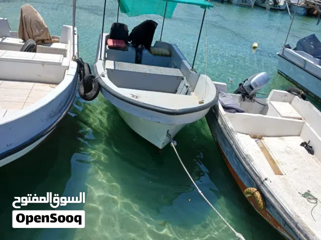 فلوكه ورفلي 4.90 للبيع محرك ياماها الاصلي  40 باللمظله ولع واطلع طول