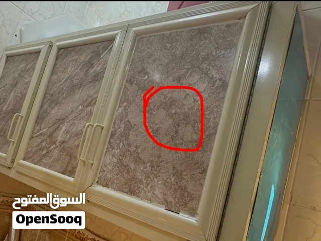 خزن مطبخ مستعلمة