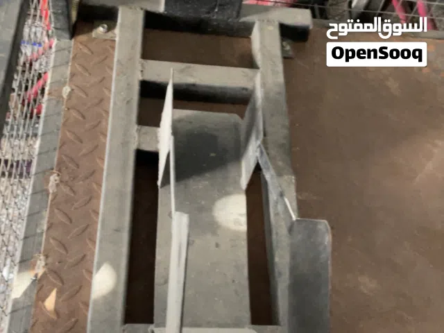 للبيع قواعد مال عربة حال دراجات او سياكل