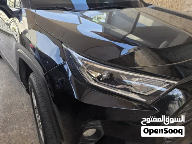 تويوتا راف فور 2021 هايبرد مرخصة، تأمين شامل، من الوكالة، ممشى 119000 كم