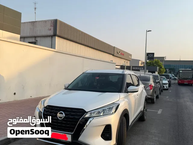 nissan kicks SV 2022
