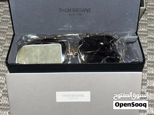 نظارة توم براون (Thom Browne) أصليه بكامل ملحقاتها