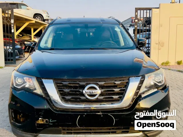 NISSAN PATHFINDER SV 2017 BLACK,4*4 AMERICAN SPECS,VCC PAPERS 5N1DR2MM3HC621545