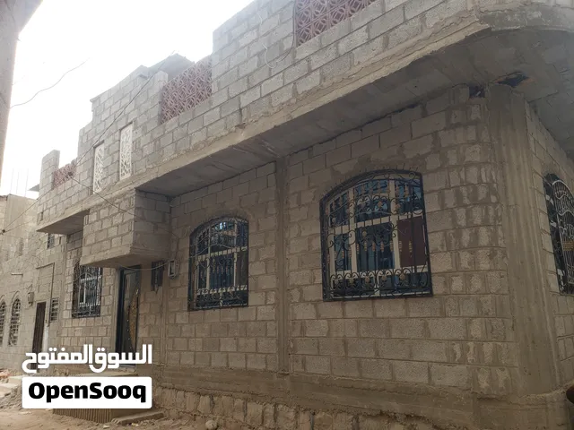 بيت شارعين للبيع بسعر مناسب