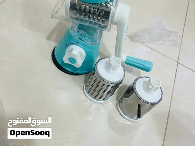 Tabletop drum grater